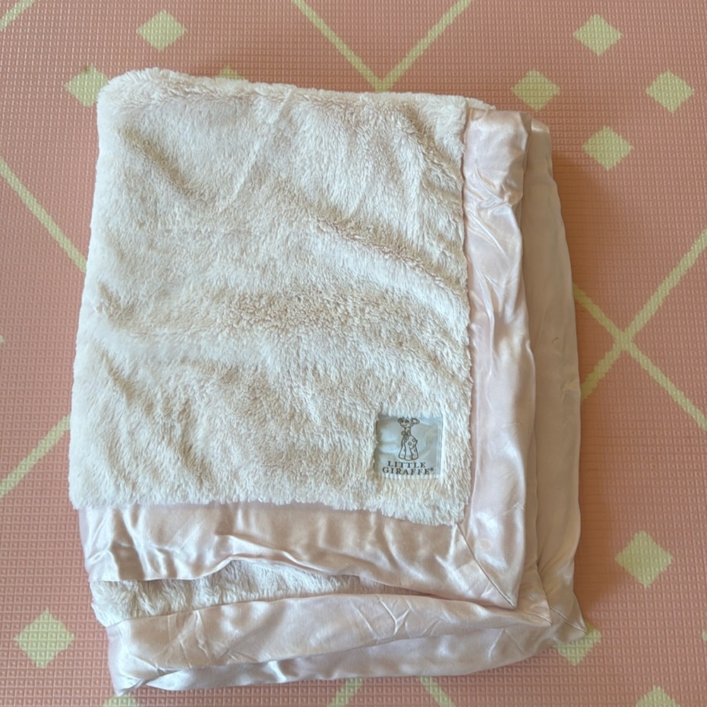 Little Giraffe Pink Luxe Blanket